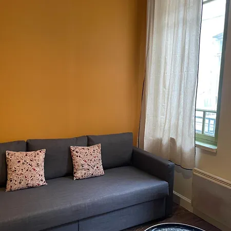 Au Coeur Du Centre De * Carcassonne